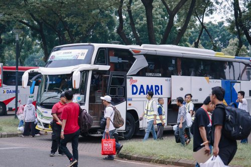 Top 62.000+ Tiket DAMRI Terjual Jelang Lebaran 2025, Makin Naik hingga Kamis