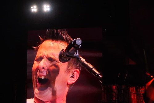 Konser Muse di Jakarta: Lagu Hysteria dan Stockholm Syndrome Menghipnotis Penonton