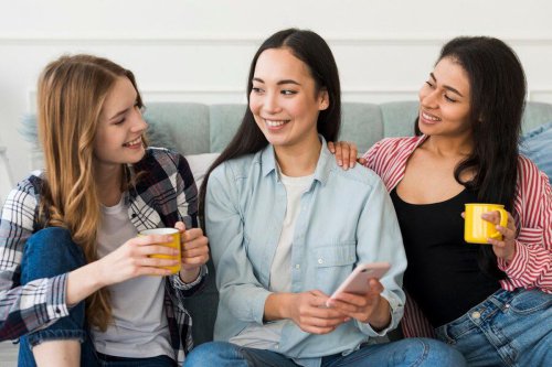 1. Ghosting adalah bentuk pelecehan emosional, 2. Teman juga punya keterbatasan, 3. Beri ruang untuk berduka, 4. Tidak salah mengungkapkan isi hati, 5. Persahabatan bisa berubah, 6. Buka lembaran baru, Apa yang Harus Dilakukan Jika Di-Ghosting oleh Teman?