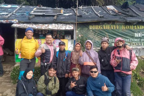 Siapa Penerus Warung Mbok Yem di Puncak Gunung Lawu? Keluarga Tunjuk Anak Ketiga