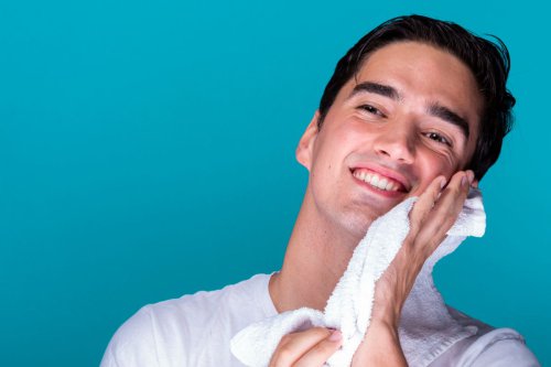 Kulit Perempuan Lebih Sensitif Terhadap pH Air Dibanding Pria, Benarkah? Ini Kata Dokter