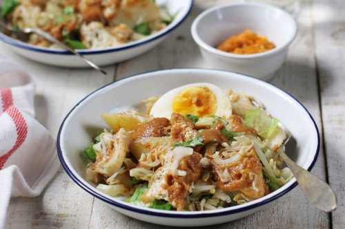 Resep Gado-Gado Siram, Hidangan Istimewa saat Kumpul Keluarga