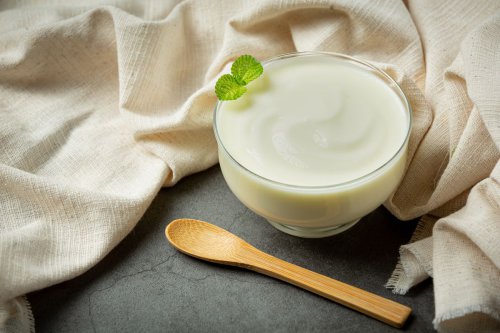 Siang dan Sore Disebut Waktu Terbaik Konsumsi Yogurt, Ini Alasannya