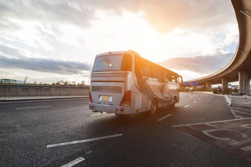Harga Tiket Bus Padang&ndash;Pekanbaru 2025, Rute Lengkap dan Estimasi Waktu Tempuh