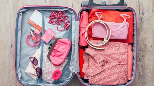 Cara Packing Koper untuk Mudik agar Muat Banyak Pakaian