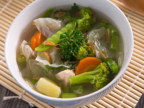 Top 3+ Resep Sop Ayam yang Berkaldu Bening yang Gurih Segar
