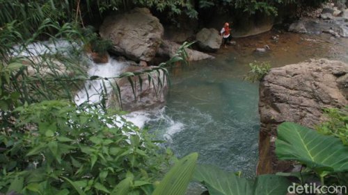 Trekking di Sentul, Berakhir dengan Pemandangan Indah