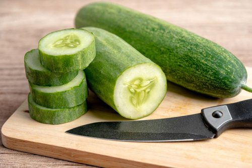 Bahan Jus Timun, Cara Membuat Jus Timun, Kandungan Nutrisi Timun, Manfaat Jus Timun, Cara Membuat Jus Timun, Minuman Penurun Kolesterol dan Tekanan Darah