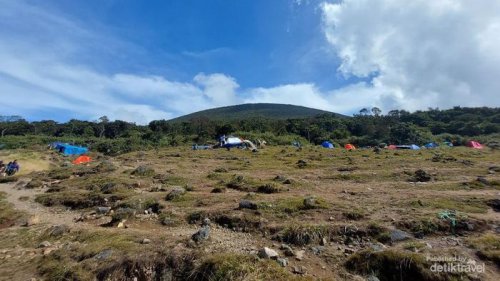 Top 8+ Gunung di Jawa Barat yang Cocok untuk Pendaki Pemula