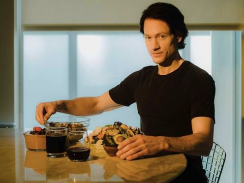 Miliarder Menolak Tua Ini Jual Program Diet 90 Hari Rp 15 Juta
