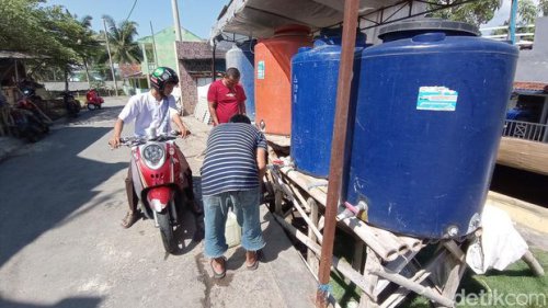 Cerita Mata Air Asin yang Diburu Warga Tasikmalaya buat Lebaran