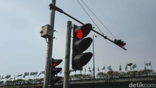 Terobos Lampu Merah di Malaysia SIM Terancam Dicabut, Kena Denda hingga Rp 8 Jutaan