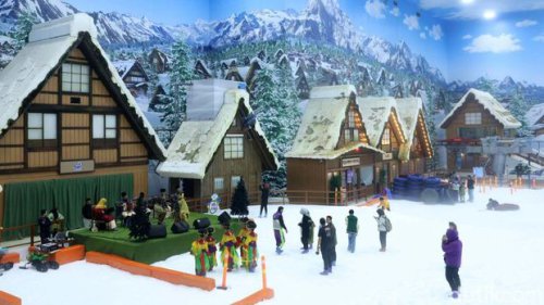 Trans Snow Bintaro Tampilkan Budaya Nepal dan Singapura