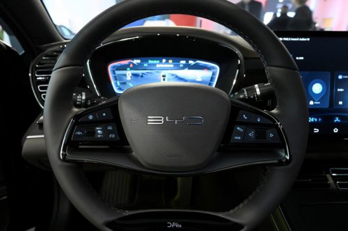 BYD Bikin Was-was Setelah Pangkas Harga Mobilnya