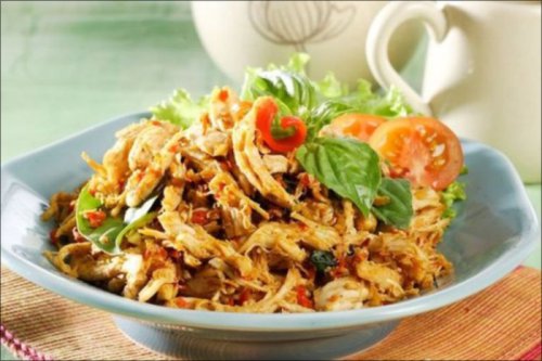 Resep Ayam Suwir Kemangi yang Simpel dan Cocok untuk Stok Lauk