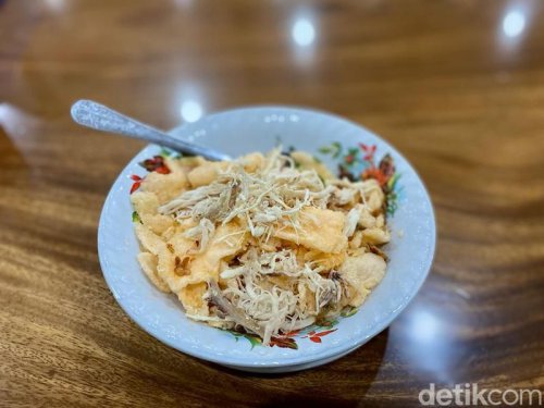 Bubur Ayam Sarapan Terenak di Dunia hingga Kedai Kopi di Suryakencana