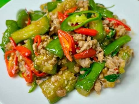 Top 3+ Resep Tumis Terong dan Ayam Berbumbu Pedas Gurih