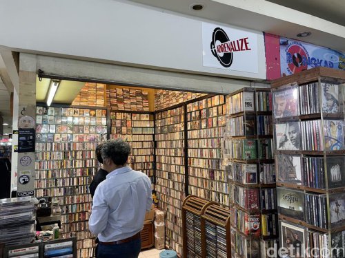 Seharian di Blok M, Enaknya Ngapain Ya?