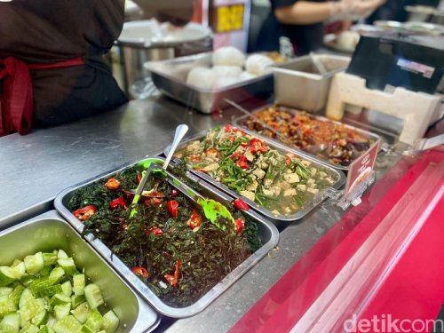 Warung Taburai: Sedap! Nasi Ayam Kecombrang Rp 15.000 ala Praz Teguh
