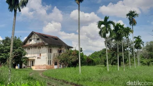 Dulu Perumahan Elite Karyawan Bengkel Kereta, Kini Sepi dan Mencekam