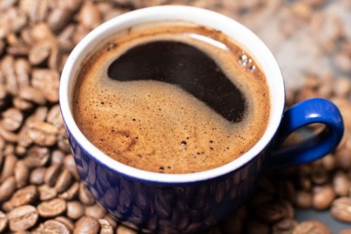 Apa Boleh Minum Kopi Setelah Makan Olahan Daging?