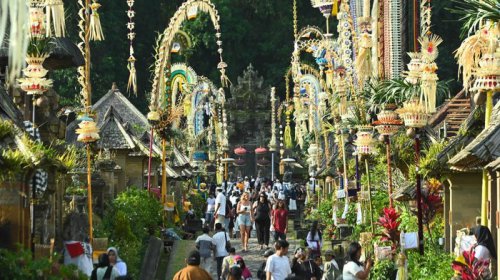Menjelajahi Keunikan Desa Wisata di Indonesia: Liburan Berbeda dari Biasanya