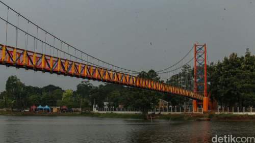 Jembatan Juara Depok, Spot Ikonik Gratis di Danau Setu 7 Muara