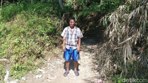 Saat Mitos Santet Kalah dengan Perburuan Gigi Megalodon di Gua Sukabumi