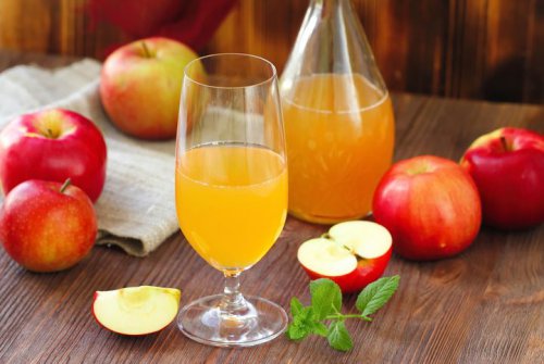 Sparkling Apple Cider yang Diminum Prabowo-Macron hingga Lontong Viral di Bandung