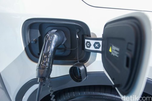 Pembeli Mobil Pertama Mulai Incar Mobil Listrik