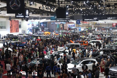 Hampir Setengah Juta Orang Kunjungi Pameran GIIAS 2025