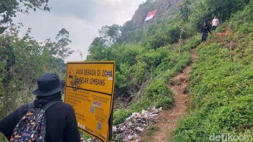 Gunung Batu Spot Ikonik Bukti Gempa Sesar Lembang-Makam Keramat