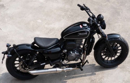 Nggak Nyangka! Bertampang Moge, Motor Ini Cuma Punya Mesin 125 cc
