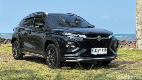 Top 6+ dari 10 Pembeli Mobil Suzuki di RI Kini Pilih Teknologi Hybrid