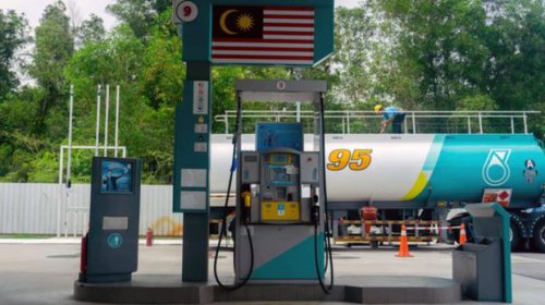 Rakyat Resah Gegara Hoaks Harga BBM, PM Malaysia Buka Suara