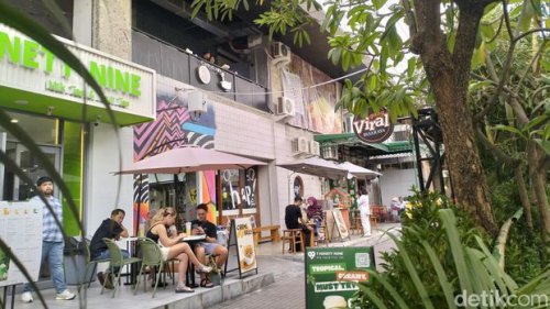 Gang Viral Pasaraya Blok M, Kuliner Murah Meriah, Estetik, dan Instagramable!