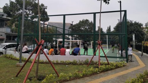 Taman Bugar Favorit Warga Jakbar, Ini 5 Fasilitas Unggulannya