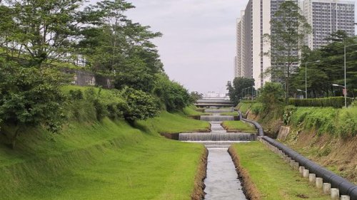 Segar dan Menenangkan, Air Terjun Serbaraja Toll Park, Hidden Gem di BSD
