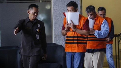 Intip Garasi Pejabat Pajak Jakut yang Ditangkap KPK