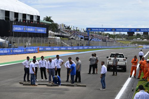 Kok Bisa Ada Sinkhole di Tengah Trek Sirkuit MotoGP Brasil?