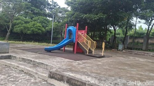 Taman Pojok Ceria di Cibubur Sepi dan Tenang