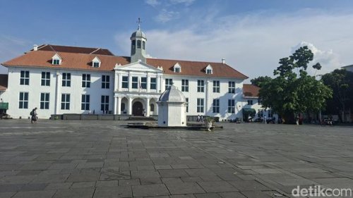 Sejarah di Oud Batavia: dari Markas Besar VOC Hingga Barak Tentara Jepang