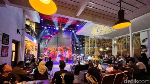 Tempat Nongkrong 24 Jam di Kotabaru, Silol Kopi &amp; Eatery