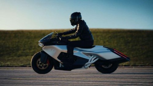 BMW Motorrad Vision K18 Concept Diperkenalkan, Terinspirasi Pesawat Terbang
