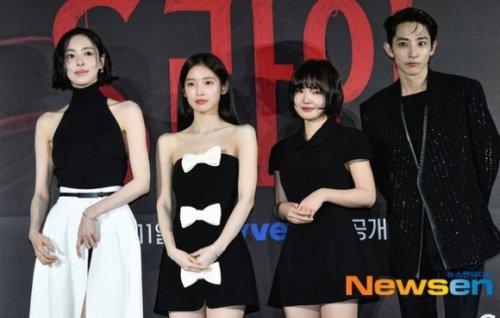 【PHOTO】イ・スヒョク＆イ・ダヒ＆OH MY GIRL アリンら、新ドラマ「Sライン」制作発表会に出席