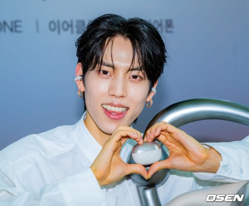 【PHOTO】INFINITE ドンウ＆JinuseanのSEAN、イヤホン「Shokz」のイベントに出席