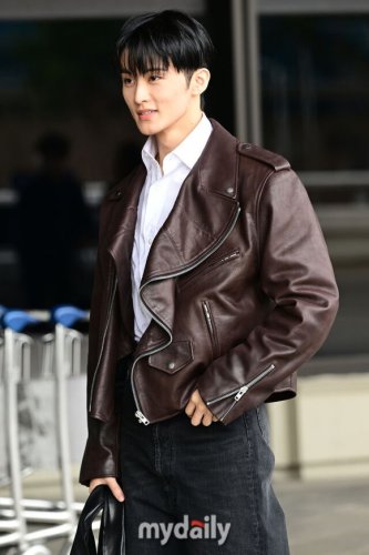&ldquo;NCTを脱退&rdquo;マーク、デビュー10周年を迎え心境を語る&hellip;ファンの応援に感動「より良い姿で戻ってくる」