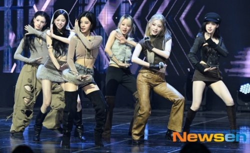 【PHOTO】Kep1erからPENTAGON キノまで、4/8放送の「SHOW CHAMPION」に出演