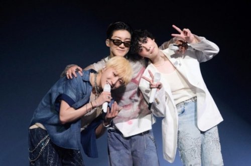 WINNER、約3年3ヶ月ぶりの韓国公演にファン熱狂！TREASUREらも観覧「本当に会いたかった」