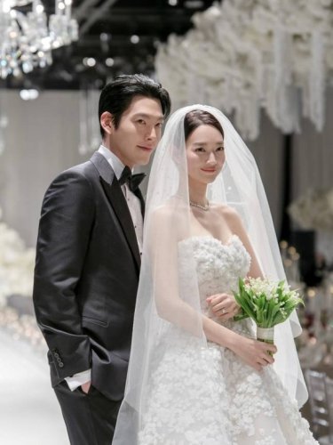 キム・ウビン＆シン・ミナ夫婦、新婚旅行のためスペインへ！所属事務所が公式発表